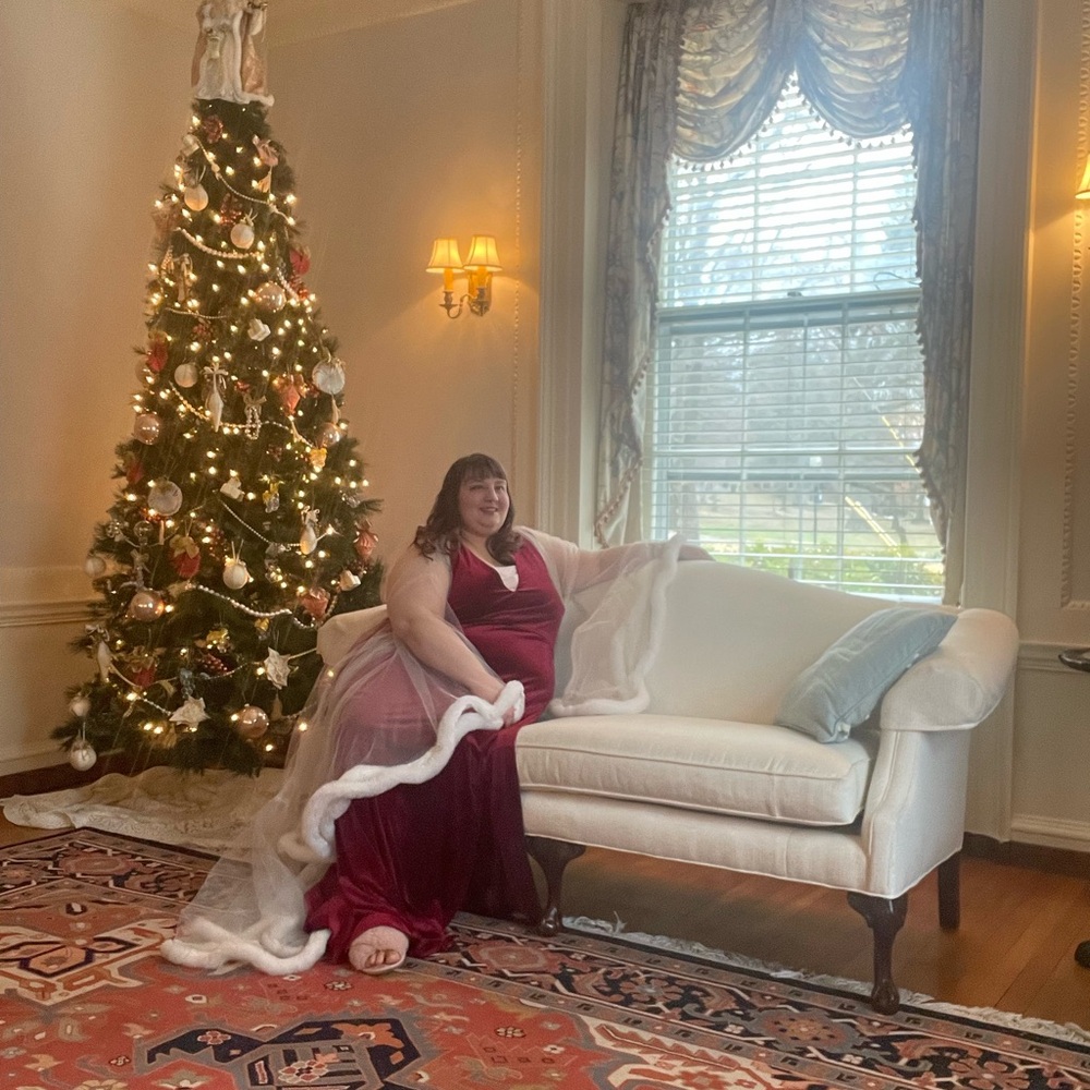 Thursday Dress Train!!! - Picture 2 of 2